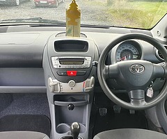 TOYOTA AYGO - Image 7/10