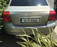 05 avensis - Image 2/4