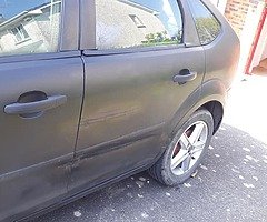 Ford Focus 1.4 Manual - Image 6/9