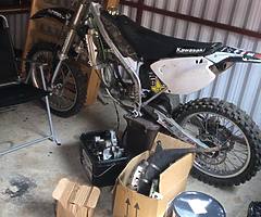 2002 kx125 needs a piston really good bike bike when its runing swap for 125pitbike 65cc 85 cc