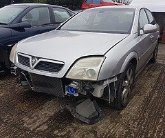 Breaking vauxhall vectra b/c 2.2 dti sri/3.0 cdti elite v6