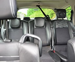 MAKE ME AN OFFER 7 SEATS JUST SERVICED SCENIC VERY CLEAN ONLY 2ND OWNER - Image 3/10