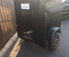 Dog trailer