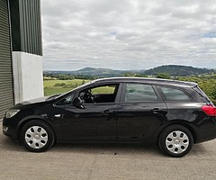 2011 VAUXHALL ASTRA 1.3CDTi ESTATE ** NCT + TAX ** IMMACULATE CONDITION - Image 5/9