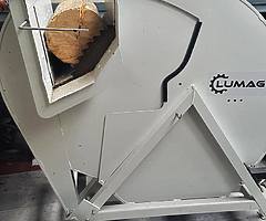 Log cutter