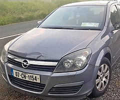 2007 opel Astra damaged