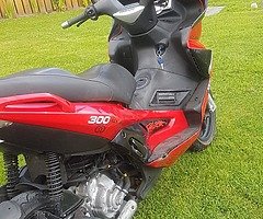 2009 gilera nexus 300cc