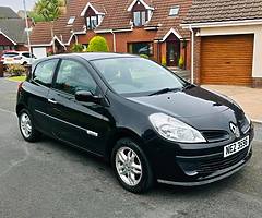 2007 Renault Clio Rip Curl Edition 1.2 petrol - Full 12 months MOT and Full Service History!