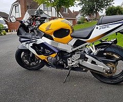 2001 Honda CBR929RR Fireblade - Image 4/4