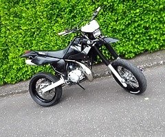 Dt125re supermoto